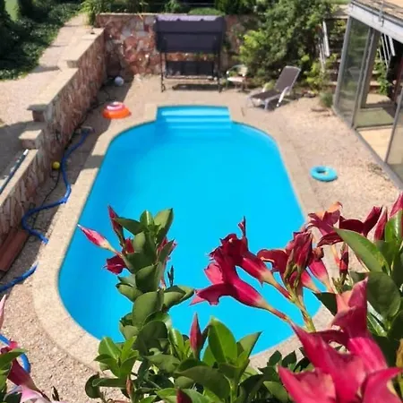 Apartmánový Dom Red