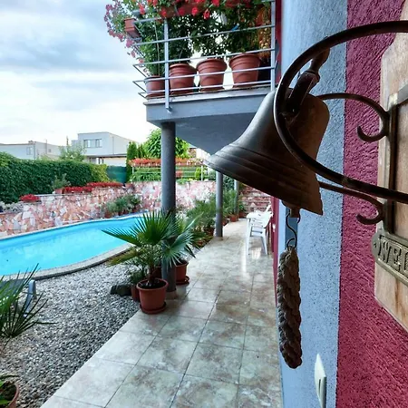 Maison d'hôtes Apartmanovy Dom Red