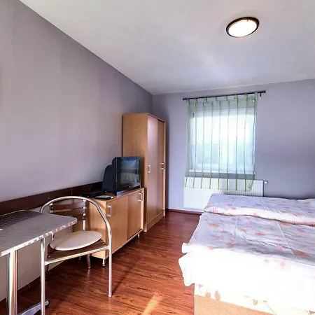 Pensjonat Apartmanovy Dom Red Podhájska