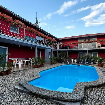 Apartmánový Dom Red *