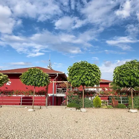 Apartmanovy Dom Red