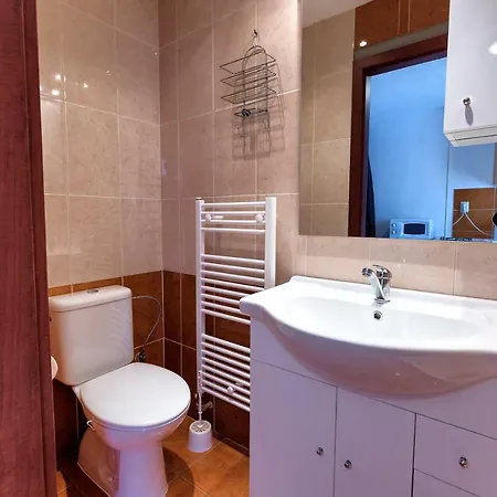 Guest house Apartmanovy Dom Red Podhajska