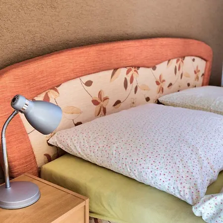 Apartmanovy Dom Red Podhájska